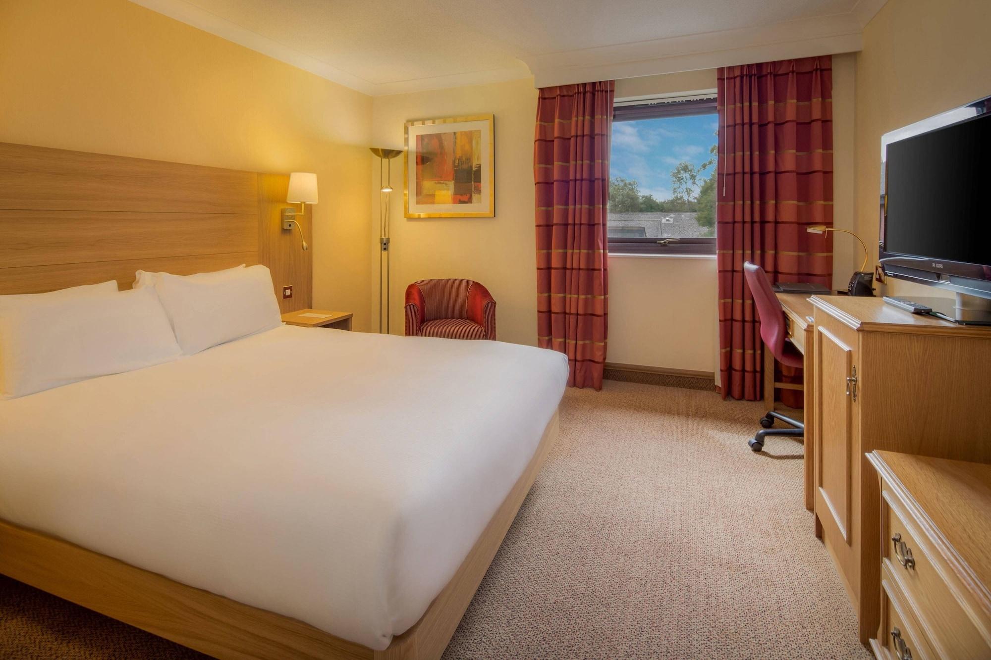 Delta Hotels By Marriott Warwick วอร์ริก ภายนอก รูปภาพ