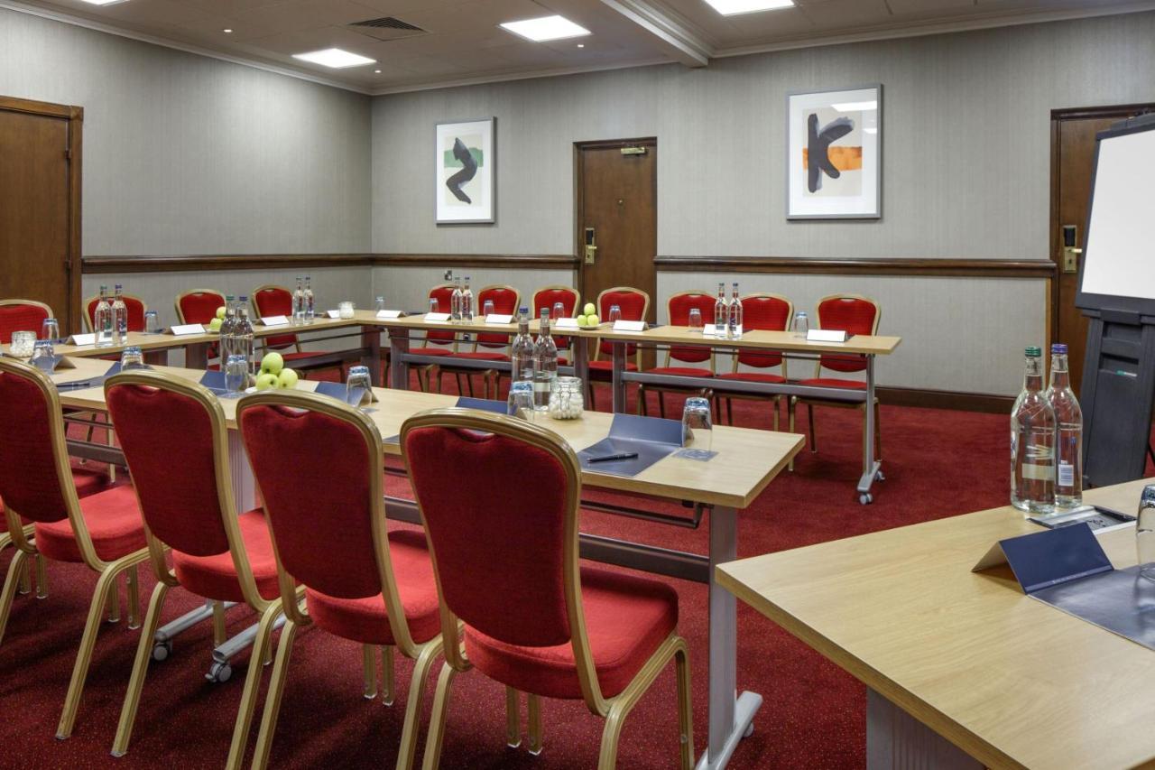 Delta Hotels By Marriott Warwick วอร์ริก ภายนอก รูปภาพ